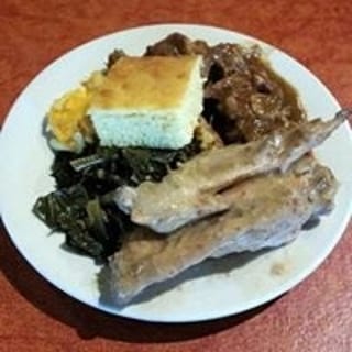 Turkey Wing Dinner w/3 sides