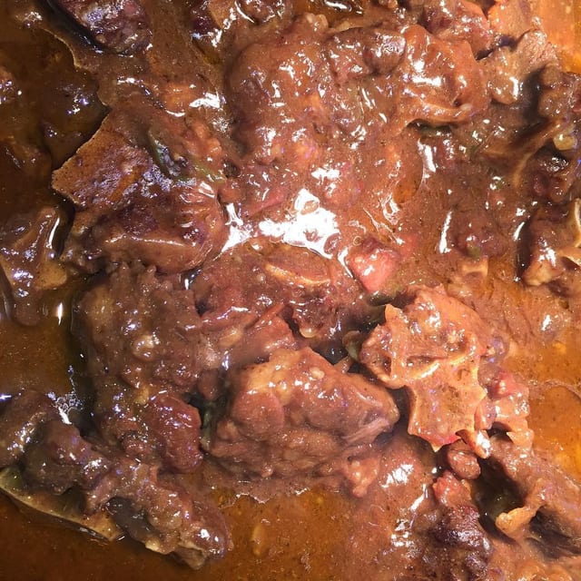 Oxtails (per pound).